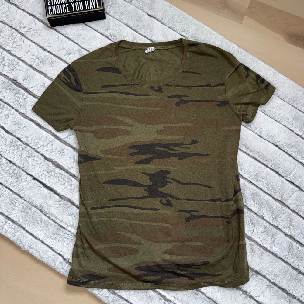 Link Men's Camouflage Short Sleeve Tee